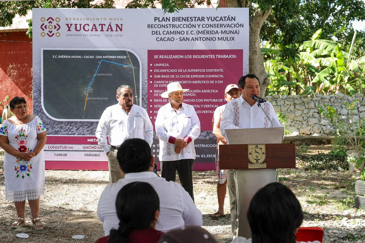 El Gobernador Joaquín Díaz Mena entregó los trabajos de conservación y reconstrucción del camino: entronque Mérida–Muna al tramo Cacao–San Antonio Mulix.